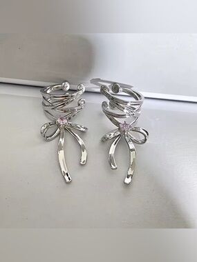 Korean Vintage Ribbon Bow Crystal Silver Ear Clips